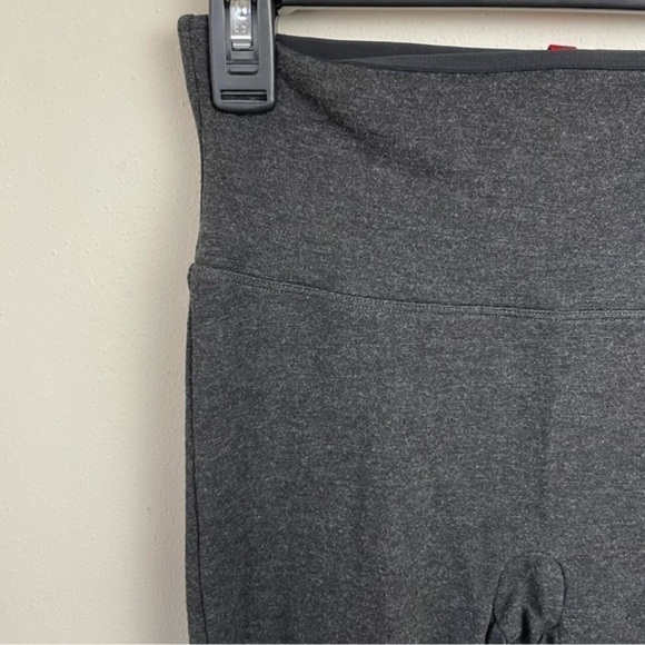 SPANX woman's Ready to Wow heathered charcoal‎ ponte leggings pants - Picture 4 of 7